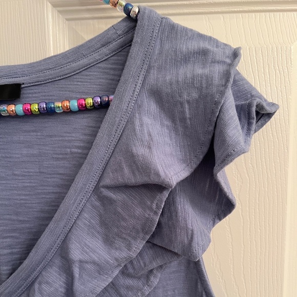 WHBM Ruffled Top - Picture 2 of 4